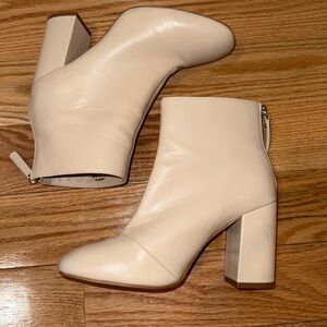 Forever 21 Beige/Cream High Heel Booties Sz 7 EUC